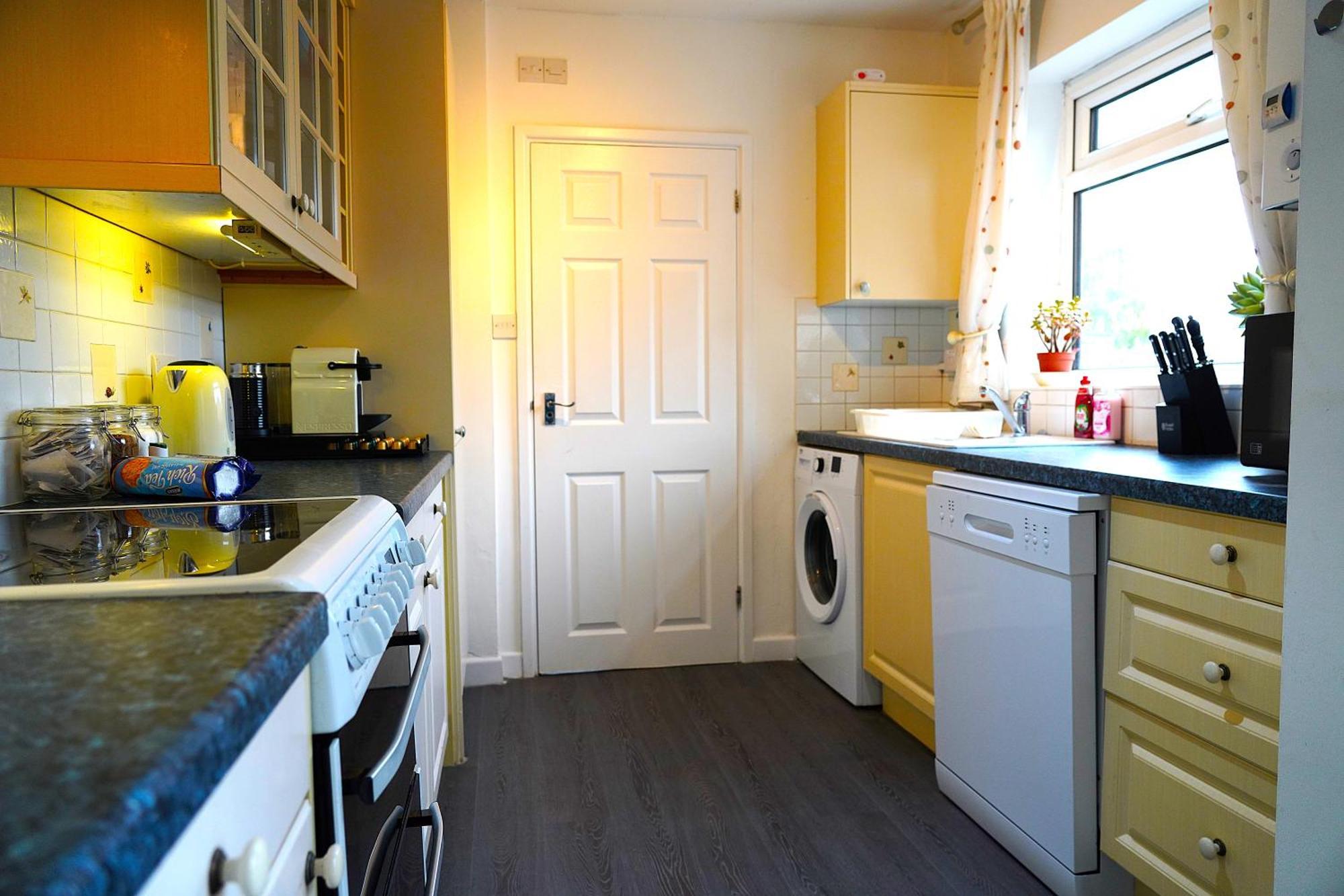 Sleeps 10, Free Parking, Close To Science Park, King Size Bed Milton  Luaran gambar