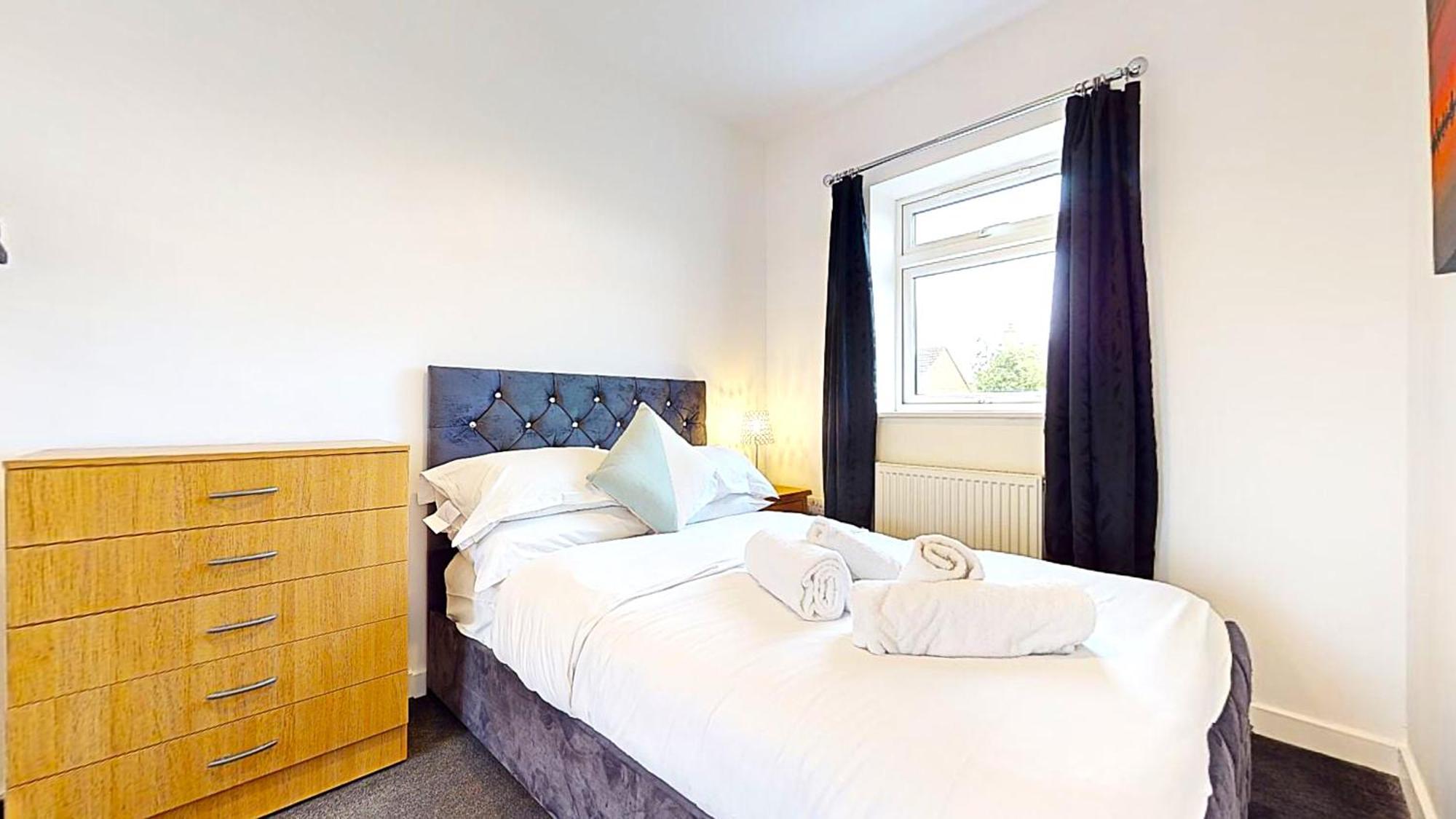 Sleeps 10, Free Parking, Close To Science Park, King Size Bed Milton  Luaran gambar